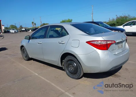 2017 Toyota Corolla Le z USA, uszkodzony, nr VIN 5YFBURHE3HP591444
